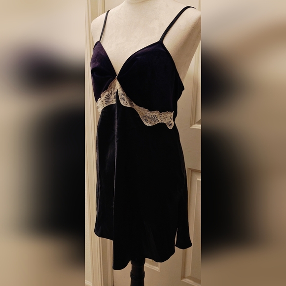 Vintage Cinema Etoile Velvet & Satin Babydoll Chemise Lingerie Slip Dress. - Picture 2 of 16
